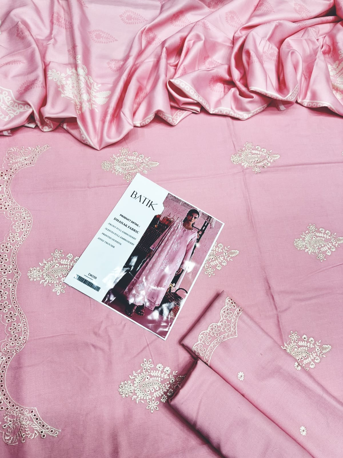 Dhanak 3PC Heavy Embroidered Suit – Rose Pink – image 3