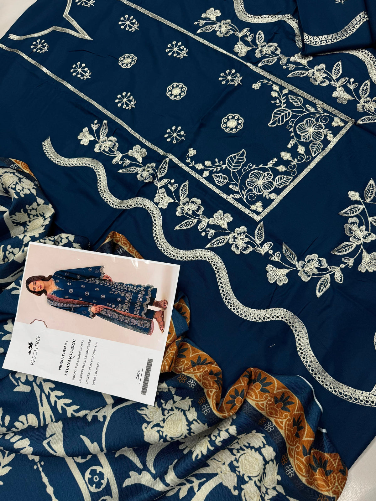 Dhanak 3PC Heavy Embroidered Suit – Teal Blue – image 4